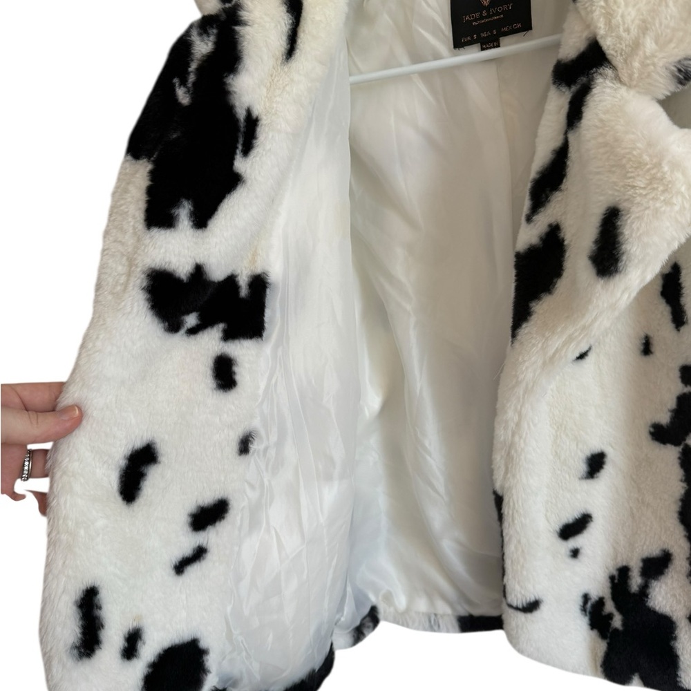 Jade & Ivory White and Black Cow Print Faux Fur Cropped Jacket, Size Small - Picture 3 of 6